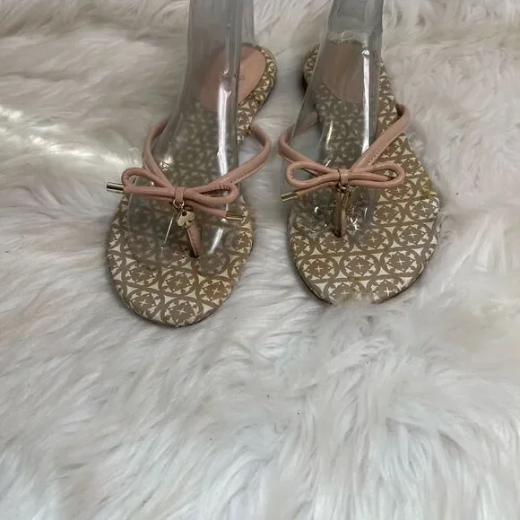 Kate Spade New York leather light pink thong Sandals with gold tone accents SZ8M - Picture 3 of 9